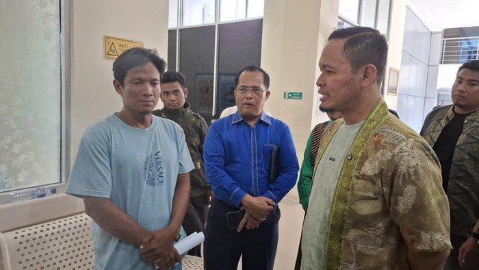 Wali Kota Pekanbaru Jenguk Bocah Korban Serangan Gajah, Perhatian Pemerintah kepada Masyarakat Terancam