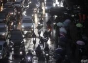 Genangan dan Macet Melanda, Jalan Arteri Jakarta Kembali Terhambat
