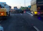Tol JORR Terungkit Truk, Evakuasi Selesai, Lalin Normal Lagi, rasa aman kembali!