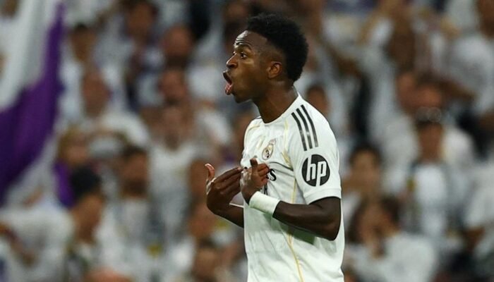 **Ingat Vinicius, Kamu Bukan Messi!** – Reaksi Marah Vinicius Junior di El Clasico