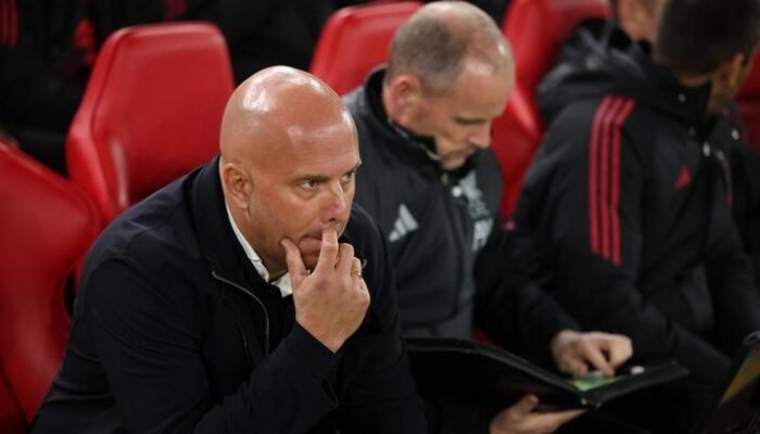 **Slot Tak Usah Banyak Mengeluh! Legenda Belanda Ruud Gullit Komentari Performa Liverpool**