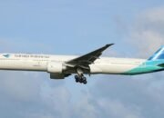 **Garuda Jamin Diskon Tiket Pesawat Natal dan Tahun Baru 2025-2026: Strategi Bisnis yang Menjanjikan**