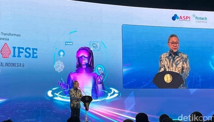 Zulhas Usul Penyaluran Bansos Dikaji: Strategi Produktivitas untuk Membangun Negara Maju