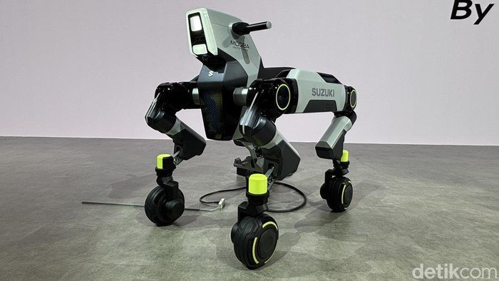 Unik! Suzuki Punya Kendaraan Robot Mirip Hewan yang Bisa Ditunggangi - Alternatif 1