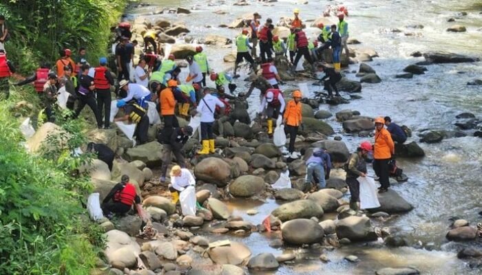 Pertamina & KLH Bersama-Cipta Solusi untuk Ciliwung yang Bersih di Kebun Raya Bogor