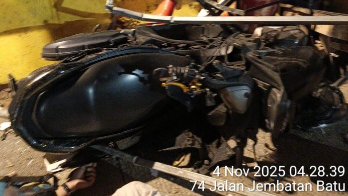 **Pemotor Kecelakaan di Taman Sari Jakbar, Korban Terluka dalam Insiden Mencekam**