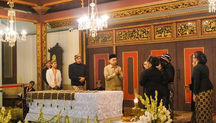 Menbud Sampaikan Belasungkawa atas Wafatnya Sri Susuhunan Pakubuwana XIII, Pemerintah Berduka Cita