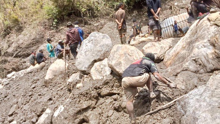 15 Tewas, 8 Hilang: Banjir dan Longsor di Nduga Papua Bikin Sedih