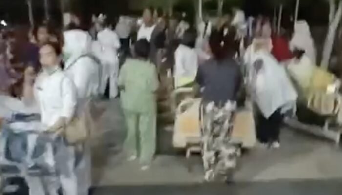 **Gempa M 4,8 Tarakan: Warga Berlarian, Pasien RSUD Dikungk führen!**