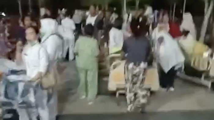 **Gempa M 4,8 Tarakan: Warga Berlarian, Pasien RSUD Dikungk führen!**