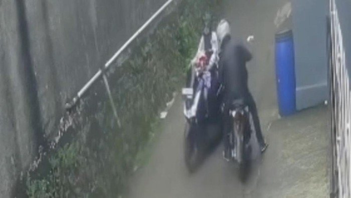 Viral Emak-emak Bonceng Anak Dijambret hingga Tersungkur di Bogor: Tragedi yang Mengguncang Kota