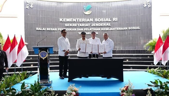 **Kemensos dan Kemenhub Kolaborasi Hadirkan 28 Bus Sekolah Rakyat, Solusi Transportasi bagi Generasi Muda**