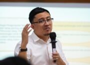 IM57+ Ungkap: 4 Gubernur Riau Tersangka Korupsi, Motif Seragam Terungkap!