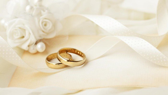 Tak Bisa Nikahi Pasangan Beda Agama, Pria Ini Gugat UU Perkawinan ke MK dalam Upaya Mengubah Aturan Nikah