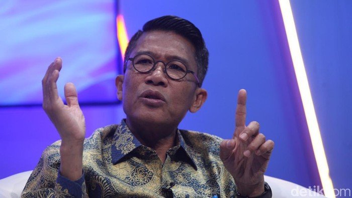 Misbakhun Dukung Soeharto Dianugerahi Gelar Pahlawan Nasional, Menyelamatkan Sejarah Indonesia dari Kebiasaan?