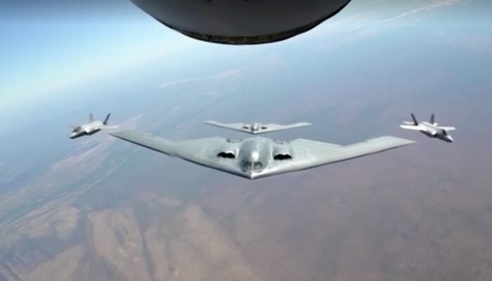 **AS Kembali Gegerkan Venezuela dengan 2 Pesawat Pengebom B-52 di Laut Karibia**