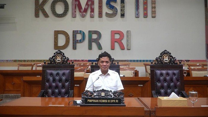**Komisi III DPR hormati penetapan Roy Suryo cs tersangka kasus ijazah Jokowi: Sebuah penghormatan terhadap kinerja penyidik PMJ**