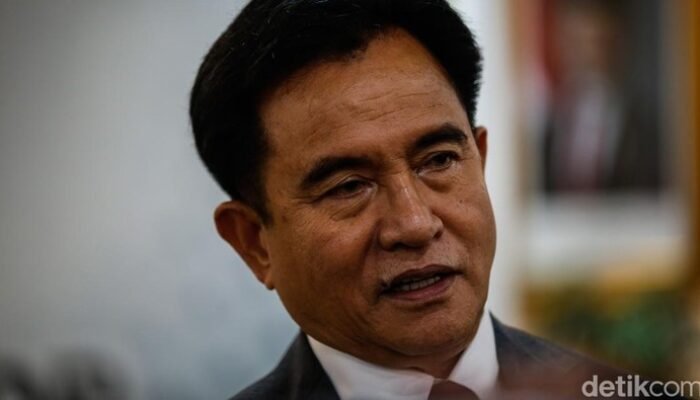 “Menko Yusril Ungkap Prabowo Lantik Komite Reformasi Kepolisian Sore Ini, Apakah Ini Signal Perubahan Besar?”