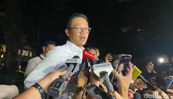 Gerindra Dukung Pemberian Gelar Pahlawan ke Soeharto dan Gus Dur – Update 1