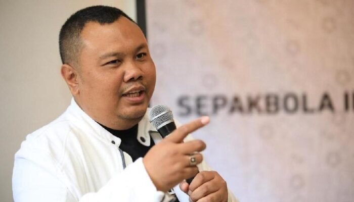 “Survei KedaiKOPI: Mayoritas Dukung Soeharto dan Gus Dur Jadi Pahlawan Nasional”
