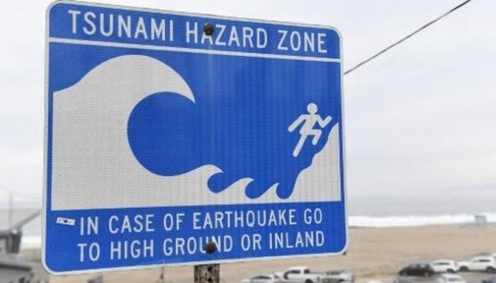 **Gempa M 6,7 di Jepang Picu Peringatan Tsunami, Warga Dianjurkan Evakuasi**