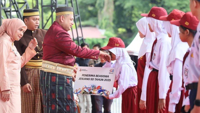 **HUT Ke-418 Makassar: Walkot Munafri Ajak Masyarakat-Swasta Sinergi Menuju Kota yang Lebih Baik**