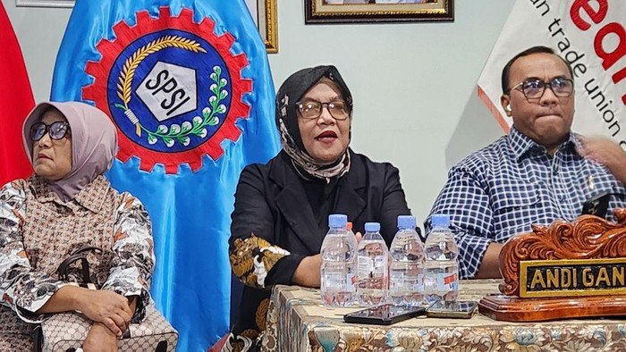 Keluarga Marsinah: Bangga, Namun Tatap Muka dengan Sejarah yang Belum Terungkap!