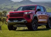 **Toyota Hilux Generasi Kedelapan Resmi Meluncur, Pilih Mesin Listrik atau Konvensional**