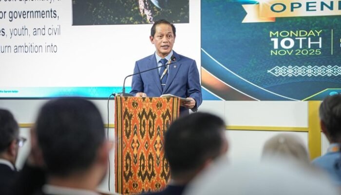 “Menteri LH Sebut Tata Kelola Karbon: Kunci Transisi Menuju Ekonomi Hijau atau Bencana?”