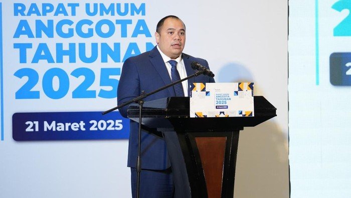 Bos Asosiasi Fintech Respons Sanksi OJK: Dana Syariah dan Crowde di Ambang Krisis?