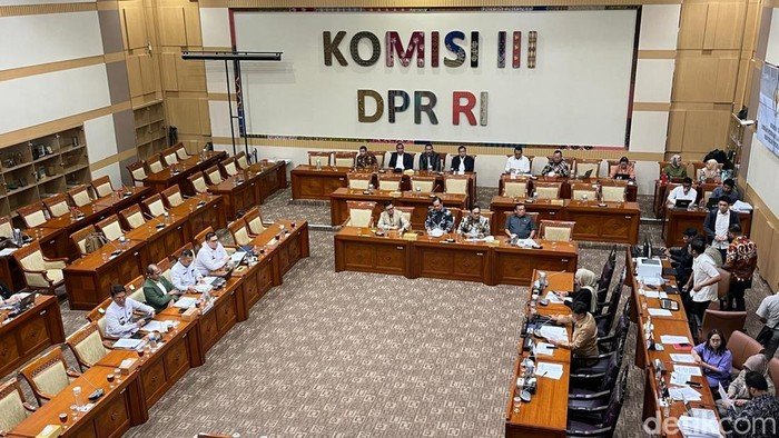 Panja RKUHAP Bersama Wamenkum, Tackle 29 Kluster Masalah RUU KUHAP