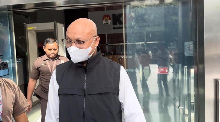 Eks Direktur Kemenag Irit Bicara Usai Diperiksa KPK di Kasus Kuota Haji - Update 1