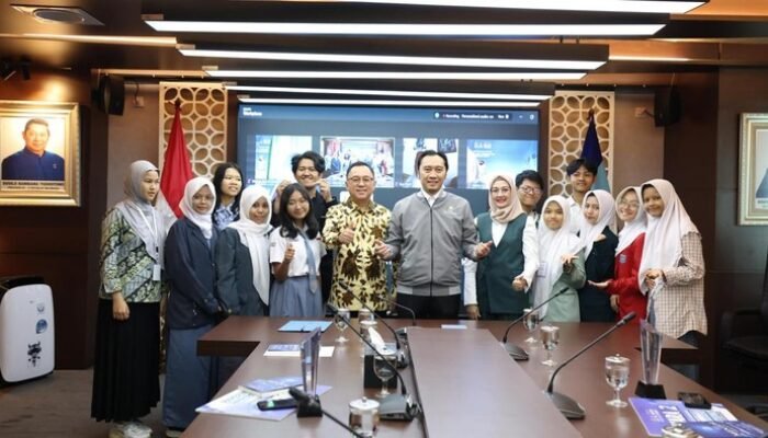 Ibas Ajak Anak Muda Tuangkan Rasa Hormat Lewat Lomba Cerita di Hari Ayah, Wadahi Kreativitas Generasi Muda