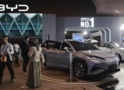 Penjualan Mobil 2025 Masih Berat, Gaikindo Bakal Revisi Target – Alternatif 1