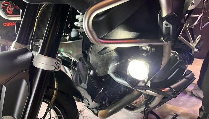 **Menghindari Hajar Lubang saat Touring Malam, Solusi Lampu Tembak Osram & Duromoto**