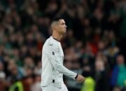 Media Portugal Geram, Ronaldo Dikirimi Kartu Merah Pertama dalam Karier Internasional