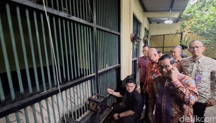 Pramono Cek Isu Pakan Harimau Ragunan, Hasilnya Mengejutkan!