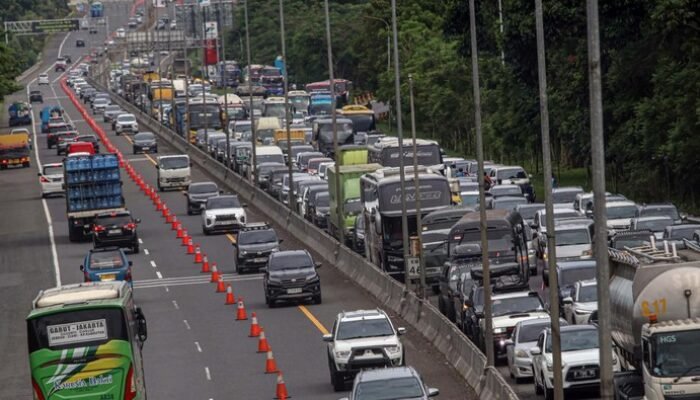 **Rencana Kemenhub Cegah Macet Horor Saat Nataru: Strategi Bisnis yang Efektif untuk Meningkatkan Kinerja Angkutan**