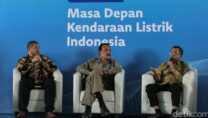 **Pasar Mobil Listrik Indonesia dalam Momentum, VinFast sebagai Pionir**