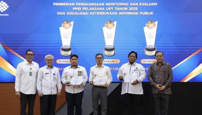 Sekjen Kemnaker Tekankan Pentingnya KIP, Solusi untuk Tata Kelola Pemerintahan yang Lebih Baik!