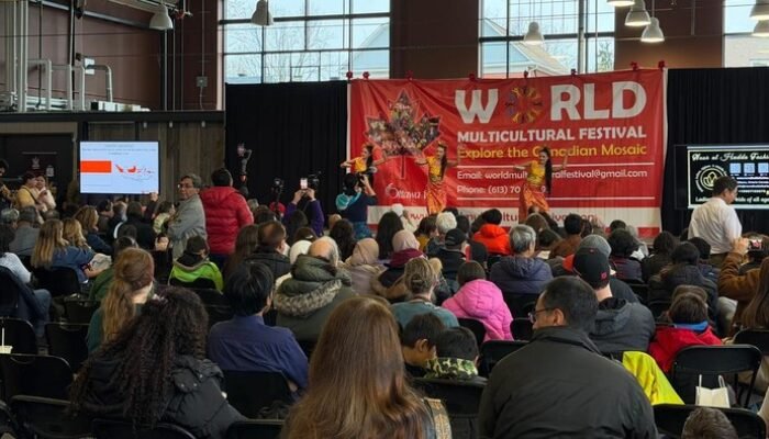 Harmoni Angklung dan Tari Pendet Membahana di WMF Kanada