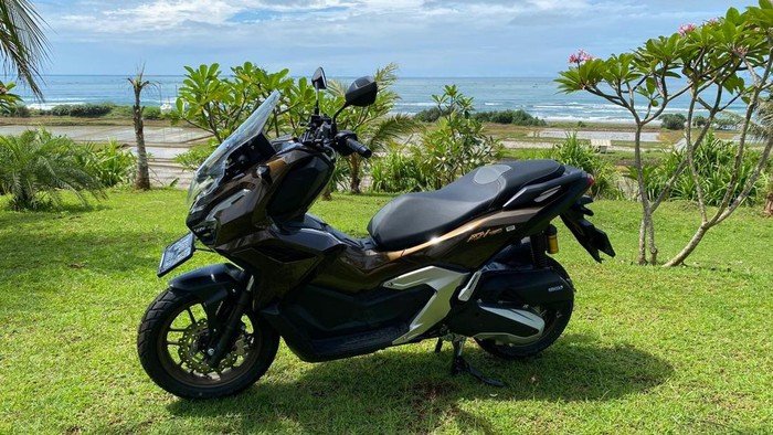 Honda ADV 160 RoadSync: 164 Km Touring dengan Konsumsi BBM yang Mengagetkan!