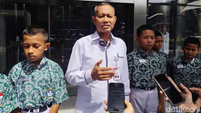 Bocah SD Jujur, KPK Ajak Mereka Bikin Podcast!