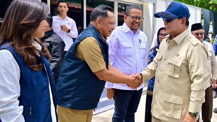 Mendagri Dampingi Prabowo, Digitalisasi Pembelajaran Hadir di SMPN 4 Bekasi