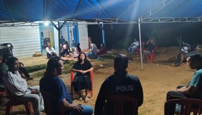 Tragedi Mengejutkan: Pengantin Baru di Lampung Tewas Tersambar Petir saat Istri Main HP di Kamar