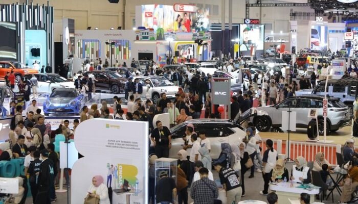 Harga Tiket Pameran GJAW 2025 dan Cara Belinya – Alternatif 1