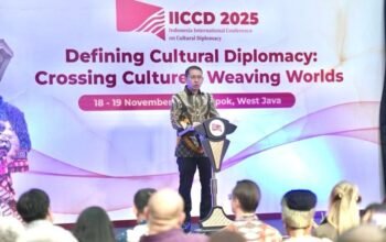 “Menbud Tegaskan: Diplomasi Budaya Kunci Perkuat Posisi RI di Dunia Internasional!”