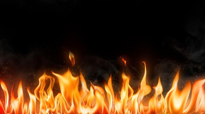 Kebakaran Menerjang Ruko Kafe 3 Lantai di Jakbar, Diduga Kabel Overload Listrik