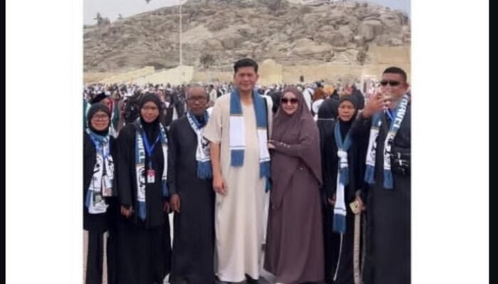 **Bupati Aceh Selatan Mirwan MS: Harta Rp25,9 M dan Konflik Umrah saat Bencana**