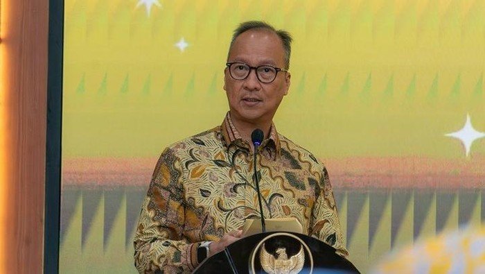 Menperin Buka-bukaan Industri Keramik Digempur Produk Impor - Update 1